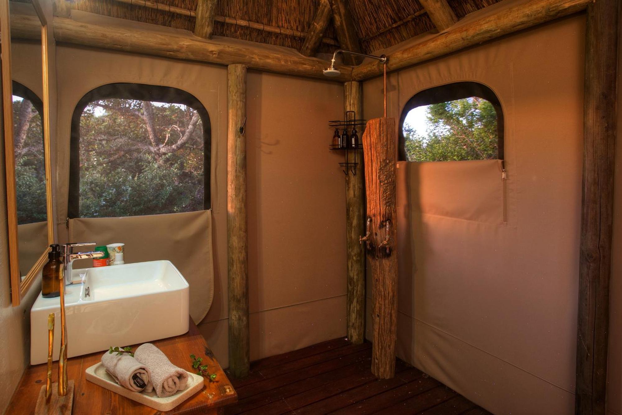 Addo Elephant Safari Lodge - Bellevue Forest Reserve Paterson Dış mekan fotoğraf